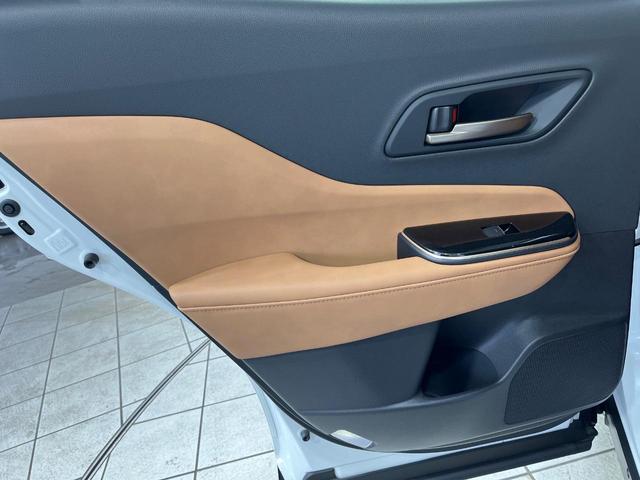 クラウンスポーツ Ｚ　４ＷＤ　パノラマルーフ　１２．３インチ純正ナビ　全周囲カメラ　禁煙車　プリクラッシュセーフティ　レーダークルーズコントロール　シートベンチレーション　寒冷地仕様　ＥＴＣ　パワーシート　パワーバックドア（43枚目）