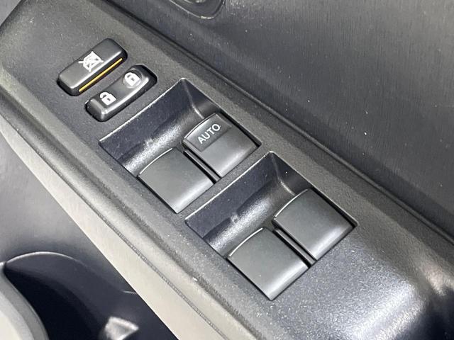 ヴィッツ Ｆ　４ＷＤ　ＳＤナビ　バックカメラ　禁煙車　寒冷地仕様　ドライブレコーダー　ＥＴＣ　スマートキー　ＨＩＤヘッドランプ　オートライト　プライバシーガラス　電動格納ミラー　Ｂｌｕｅｔｏｏｔｈ接続（27枚目）