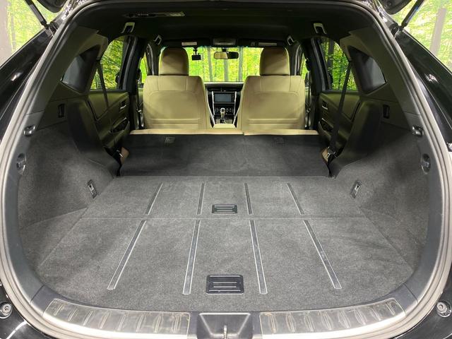 ハリアー エレガンス　４ＷＤ　純正ＳＤナビ　バックカメラ　寒冷地仕様　禁煙車　レザーシート　パワーシート　スマートキー　ＬＥＤヘッド　オートライト　デュアルエアコン　純正１７インチアルミ　Ｂｌｕｅｔｏｏｔｈ　ＣＤ（11枚目）