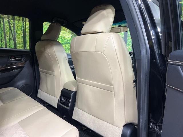 ハリアー エレガンス　４ＷＤ　純正ＳＤナビ　バックカメラ　寒冷地仕様　禁煙車　レザーシート　パワーシート　スマートキー　ＬＥＤヘッド　オートライト　デュアルエアコン　純正１７インチアルミ　Ｂｌｕｅｔｏｏｔｈ　ＣＤ（42枚目）