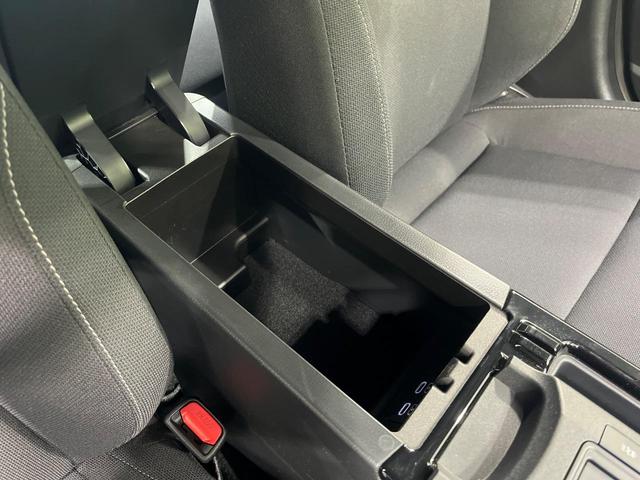 プリウス G 4WD 純正8型ディスプレイオーディオ 全周囲カメラ 寒冷地仕様 セーフティーセンス レーダークルーズ 禁煙車 ドラレコ コーナーセンサー スマートキー LEDヘッド ETC2.0 オートハイビーム(55枚目)