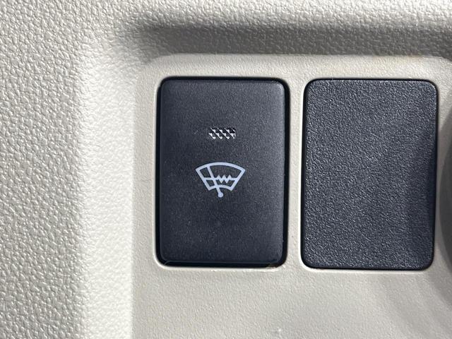 パッソ Ｘ　Ｌパッケージ　４ＷＤ　純正ナビ　寒冷地　バックカメラ　スマートアシストＩＩＩ　禁煙車　シートヒーター　ドラレコ　コーナーセンサー　スマートキー　ＬＥＤヘッド　ＥＴＣ　オートハイビーム　オートライト　オートエアコン（7枚目）