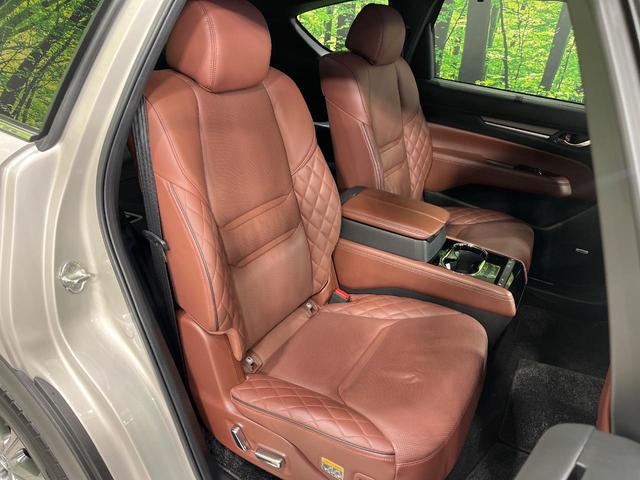 CX-8 XD エクスクルーシブモード 4WD サンルーフ マツダコネクトナビ 全周囲カメラ BOSEサウンド ディーゼルターボ 禁煙車 パワーバックドア 本革シート シートヒーター パワーシート スマートキー LEDヘッド ETC(10枚目)