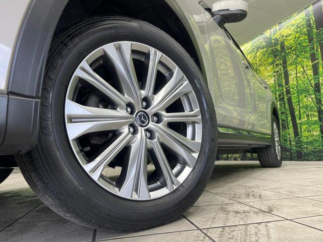 CX-8 XD エクスクルーシブモード 4WD サンルーフ マツダコネクトナビ 全周囲カメラ BOSEサウンド ディーゼルターボ 禁煙車 パワーバックドア 本革シート シートヒーター パワーシート スマートキー LEDヘッド ETC(14枚目)