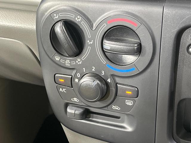 エブリイ PA 4WD ハイルーフ 禁煙車 2nd発進 両側スライドドア エアコン ヘッドライトレベライザー 純正ラジオ ABS パワーステアリング エアバック(運転席/助手席)(3枚目)