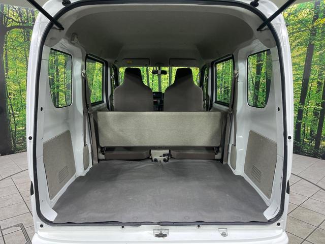 エブリイ PA 4WD ハイルーフ 禁煙車 2nd発進 両側スライドドア エアコン ヘッドライトレベライザー 純正ラジオ ABS パワーステアリング エアバック(運転席/助手席)(32枚目)