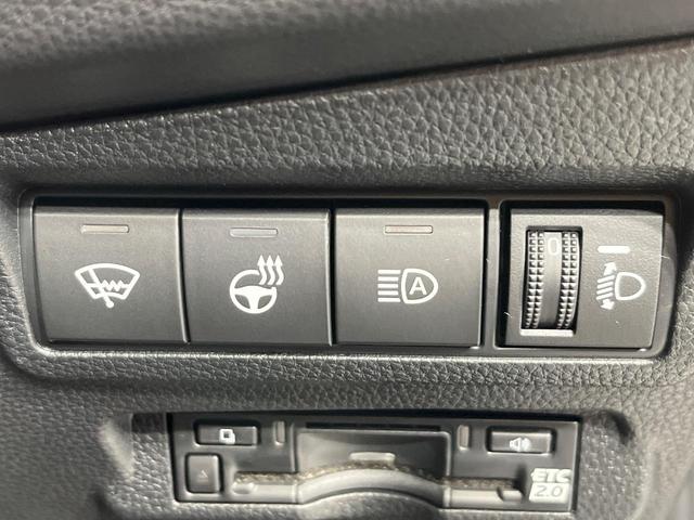 カローラクロス ハイブリッド Z 4WD パノラマルーフ 純正10.5インチナビ 全方位カメラ アドバンストパーク ブラインドスポットモニター 寒冷地仕様 セーフティセンス シートヒーター ステアリングヒーター 禁煙車(7枚目)