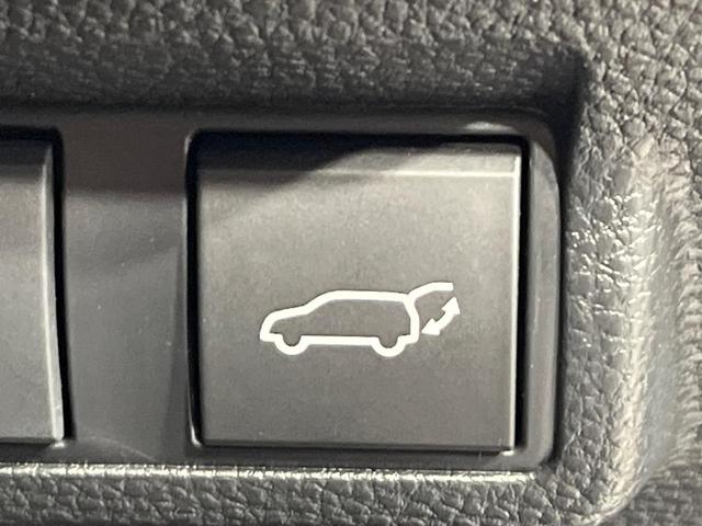 カローラクロス ハイブリッド Z 4WD パノラマルーフ 純正10.5インチナビ 全方位カメラ アドバンストパーク ブラインドスポットモニター 寒冷地仕様 セーフティセンス シートヒーター ステアリングヒーター 禁煙車(8枚目)