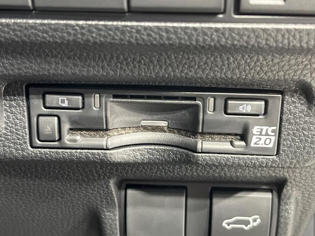 カローラクロス ハイブリッド Z 4WD パノラマルーフ 純正10.5インチナビ 全方位カメラ アドバンストパーク ブラインドスポットモニター 寒冷地仕様 セーフティセンス シートヒーター ステアリングヒーター 禁煙車(34枚目)