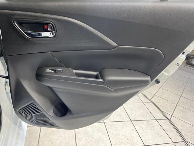 スイフト ハイブリッドMX 4WD 純正9インチナビ 全方位カメラ 禁煙車 セーフティサポート シートヒーター アダプティブクルーズ LEDヘッド オートハイビーム スマートキー ステアリングスイッチ Bluetooth再生(32枚目)