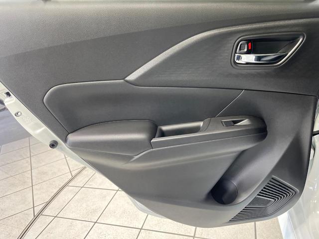 スイフト ハイブリッドMX 4WD 純正9インチナビ 全方位カメラ 禁煙車 セーフティサポート シートヒーター アダプティブクルーズ LEDヘッド オートハイビーム スマートキー ステアリングスイッチ Bluetooth再生(34枚目)