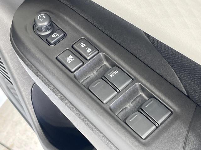 スイフト ハイブリッドMX 4WD 純正9インチナビ 全方位カメラ 禁煙車 セーフティサポート シートヒーター アダプティブクルーズ LEDヘッド オートハイビーム スマートキー ステアリングスイッチ Bluetooth再生(35枚目)