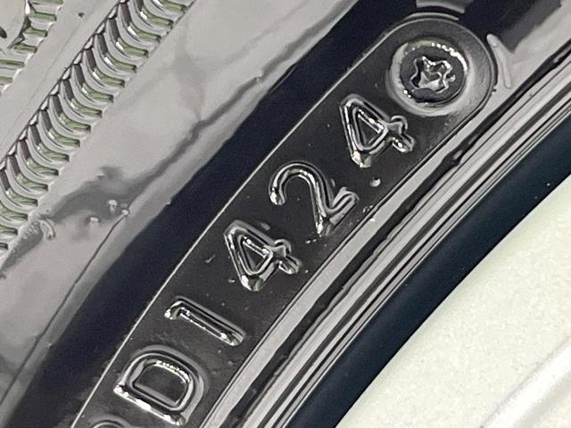 スイフト ハイブリッドMX 4WD 純正9インチナビ 全方位カメラ 禁煙車 セーフティサポート シートヒーター アダプティブクルーズ LEDヘッド オートハイビーム スマートキー ステアリングスイッチ Bluetooth再生(59枚目)