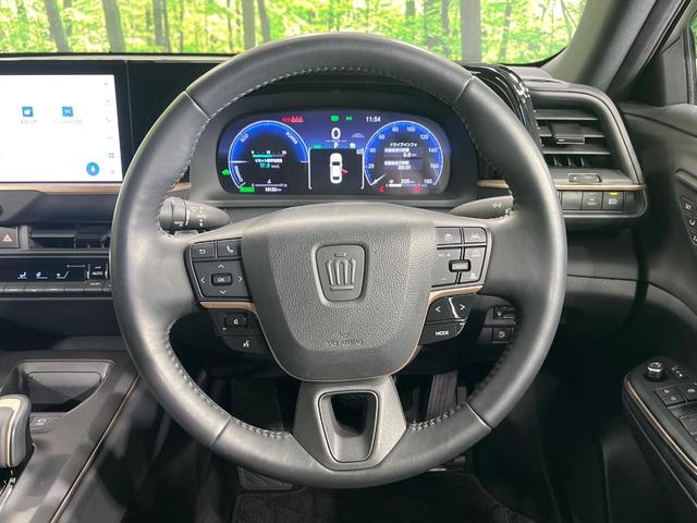 クラウンクロスオーバー Ｇアドバンスド・レザーパッケージ　４ＷＤ　純正１２．３型ナビ　全方位カメラ　セーフティセンス　シートヒーター　シートベンチレーション　メモリー機能付パワーシート　パワーバックドア　ＥＴＣ２．０　黒革シート　ＬＥＤヘッド　禁煙車（13枚目）
