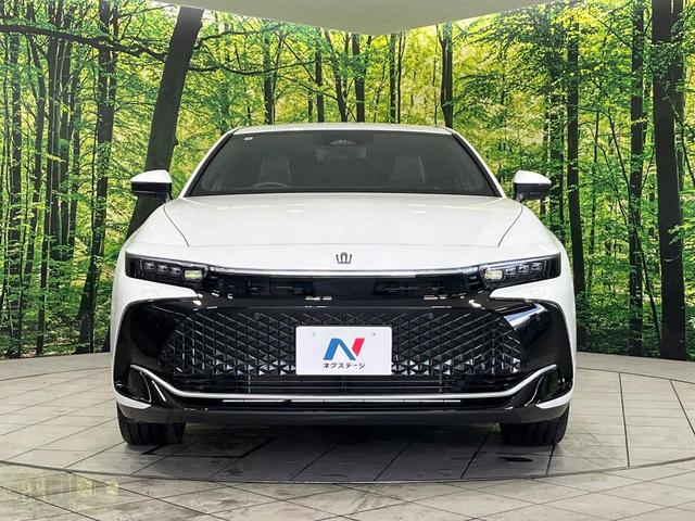 クラウンクロスオーバー Ｇアドバンスド・レザーパッケージ　４ＷＤ　純正１２．３型ナビ　全方位カメラ　セーフティセンス　シートヒーター　シートベンチレーション　メモリー機能付パワーシート　パワーバックドア　ＥＴＣ２．０　黒革シート　ＬＥＤヘッド　禁煙車（16枚目）