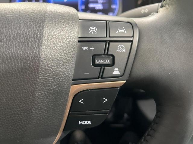 クラウンクロスオーバー Ｇアドバンスド・レザーパッケージ　４ＷＤ　純正１２．３型ナビ　全方位カメラ　セーフティセンス　シートヒーター　シートベンチレーション　メモリー機能付パワーシート　パワーバックドア　ＥＴＣ２．０　黒革シート　ＬＥＤヘッド　禁煙車（24枚目）