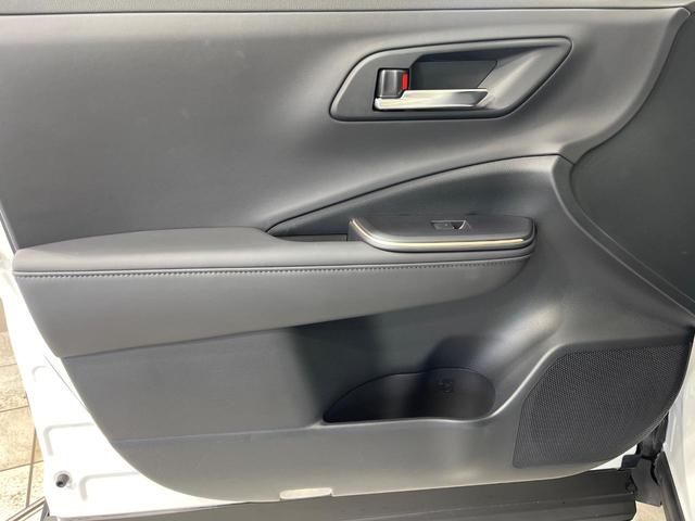 クラウンクロスオーバー Ｇアドバンスド・レザーパッケージ　４ＷＤ　純正１２．３型ナビ　全方位カメラ　セーフティセンス　シートヒーター　シートベンチレーション　メモリー機能付パワーシート　パワーバックドア　ＥＴＣ２．０　黒革シート　ＬＥＤヘッド　禁煙車（33枚目）