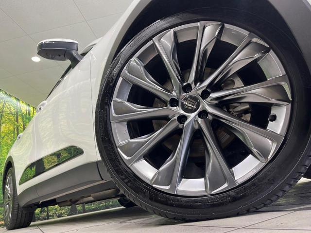 クラウンクロスオーバー Ｇアドバンスド・レザーパッケージ　４ＷＤ　純正１２．３型ナビ　全方位カメラ　セーフティセンス　シートヒーター　シートベンチレーション　メモリー機能付パワーシート　パワーバックドア　ＥＴＣ２．０　黒革シート　ＬＥＤヘッド　禁煙車（65枚目）