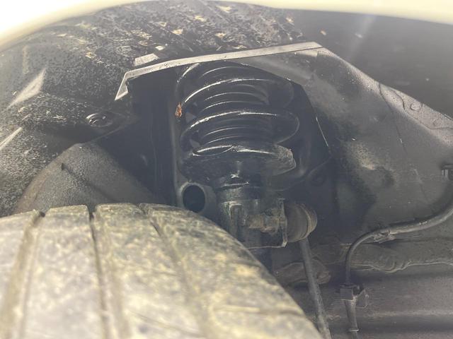 スペーシアカスタム ハイブリッドＸＳターボ　４ＷＤ　８インチナビ　両側電動スライドドア　全方位カメラ　セーフティサポート　アダプティブクルーズ　シートヒーター　ＬＥＤヘッド　ドライブレコーダー　ＥＴＣ　Ｂｌｕｅｔｏｏｔｈ再生　禁煙車（21枚目）