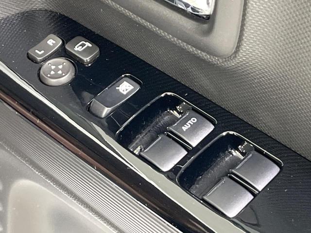 スペーシアカスタム ハイブリッドＸＳターボ　４ＷＤ　８インチナビ　両側電動スライドドア　全方位カメラ　セーフティサポート　アダプティブクルーズ　シートヒーター　ＬＥＤヘッド　ドライブレコーダー　ＥＴＣ　Ｂｌｕｅｔｏｏｔｈ再生　禁煙車（48枚目）