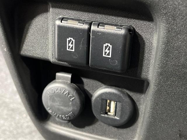 スペーシアカスタム ハイブリッドＸＳターボ　４ＷＤ　８インチナビ　両側電動スライドドア　全方位カメラ　セーフティサポート　アダプティブクルーズ　シートヒーター　ＬＥＤヘッド　ドライブレコーダー　ＥＴＣ　Ｂｌｕｅｔｏｏｔｈ再生　禁煙車（49枚目）