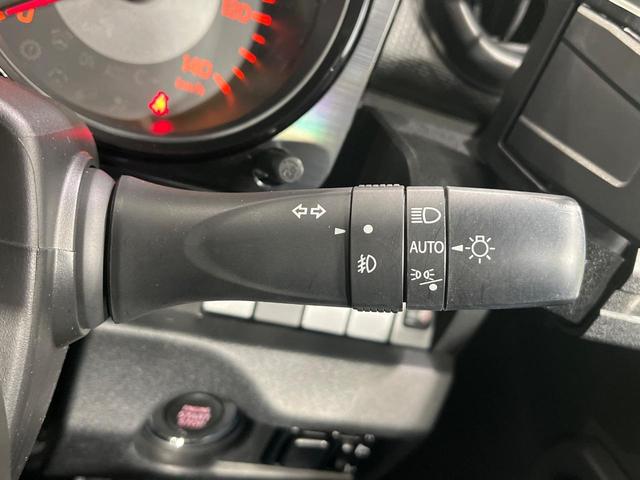 ジムニー XL 4WD ターボ 禁煙車 シートヒーター Bluetooth再生 スマートキー オートライト オートエアコン アイドリングストップ 電動格納ミラー パワーステアリング(8枚目)