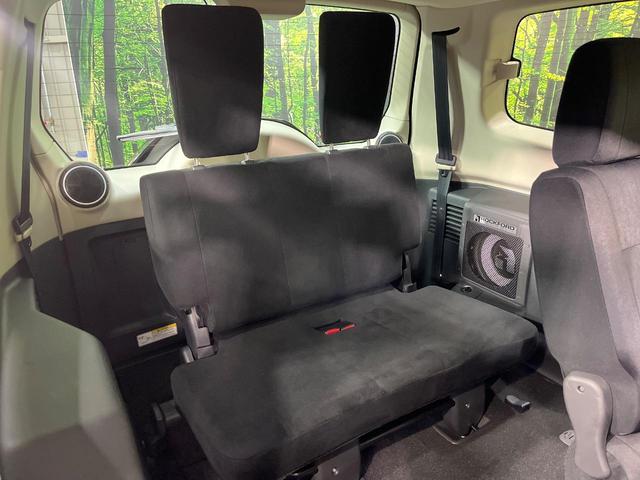 パジェロ ロング　エクシード　４ＷＤ　ディーゼルターボ　９インチナビ　バックカメラ　ロックフォードサウンドシステム　シートヒーター　７人乗り　ドライブレコーダー　ＥＴＣ　ＨＩＤヘッド　Ｂｌｕｅｔｏｏｔｈ再生　禁煙車（11枚目）