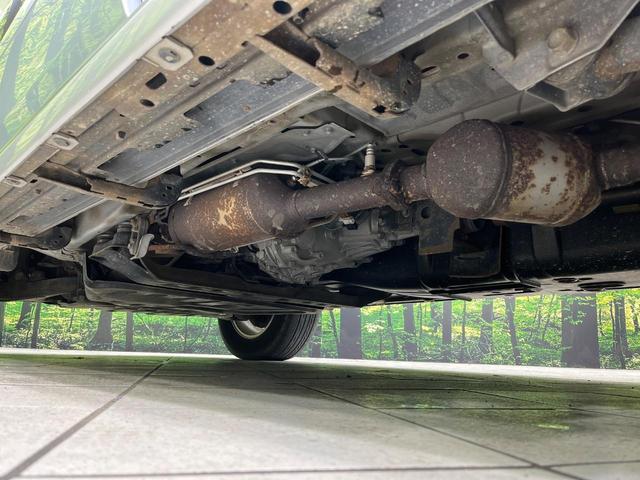 パジェロ ロング　エクシード　４ＷＤ　ディーゼルターボ　９インチナビ　バックカメラ　ロックフォードサウンドシステム　シートヒーター　７人乗り　ドライブレコーダー　ＥＴＣ　ＨＩＤヘッド　Ｂｌｕｅｔｏｏｔｈ再生　禁煙車（23枚目）