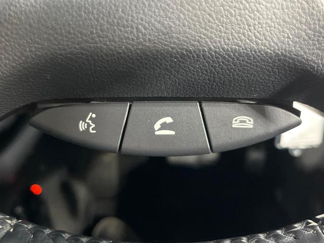 パジェロ ロング　エクシード　４ＷＤ　ディーゼルターボ　９インチナビ　バックカメラ　ロックフォードサウンドシステム　シートヒーター　７人乗り　ドライブレコーダー　ＥＴＣ　ＨＩＤヘッド　Ｂｌｕｅｔｏｏｔｈ再生　禁煙車（42枚目）