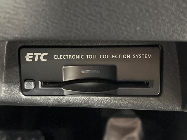 スカイライン ３５０ＧＴ　ＦＯＵＲ　ハイブリッド　４ＷＤ　禁煙車　純正コネクトナビ　Ｂｌｕｅｔｏｏｔｈ再生　バックカメラ　クルーズコントロール　パワーシート　ＥＴＣ　スマートキー　ＬＥＤヘッド　オートライト　純正１７インチアルミ（6枚目）