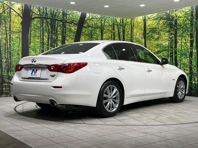 スカイライン ３５０ＧＴ　ＦＯＵＲ　ハイブリッド　４ＷＤ　禁煙車　純正コネクトナビ　Ｂｌｕｅｔｏｏｔｈ再生　バックカメラ　クルーズコントロール　パワーシート　ＥＴＣ　スマートキー　ＬＥＤヘッド　オートライト　純正１７インチアルミ（18枚目）