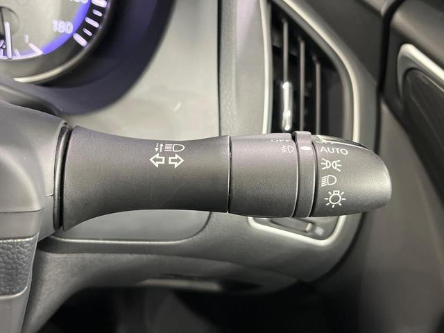 スカイライン ３５０ＧＴ　ＦＯＵＲ　ハイブリッド　４ＷＤ　禁煙車　純正コネクトナビ　Ｂｌｕｅｔｏｏｔｈ再生　バックカメラ　クルーズコントロール　パワーシート　ＥＴＣ　スマートキー　ＬＥＤヘッド　オートライト　純正１７インチアルミ（40枚目）