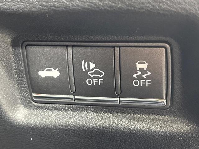 スカイライン ３５０ＧＴ　ＦＯＵＲ　ハイブリッド　４ＷＤ　禁煙車　純正コネクトナビ　Ｂｌｕｅｔｏｏｔｈ再生　バックカメラ　クルーズコントロール　パワーシート　ＥＴＣ　スマートキー　ＬＥＤヘッド　オートライト　純正１７インチアルミ（42枚目）