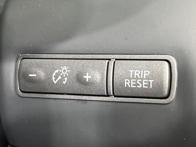 スカイライン ３５０ＧＴ　ＦＯＵＲ　ハイブリッド　４ＷＤ　禁煙車　純正コネクトナビ　Ｂｌｕｅｔｏｏｔｈ再生　バックカメラ　クルーズコントロール　パワーシート　ＥＴＣ　スマートキー　ＬＥＤヘッド　オートライト　純正１７インチアルミ（43枚目）