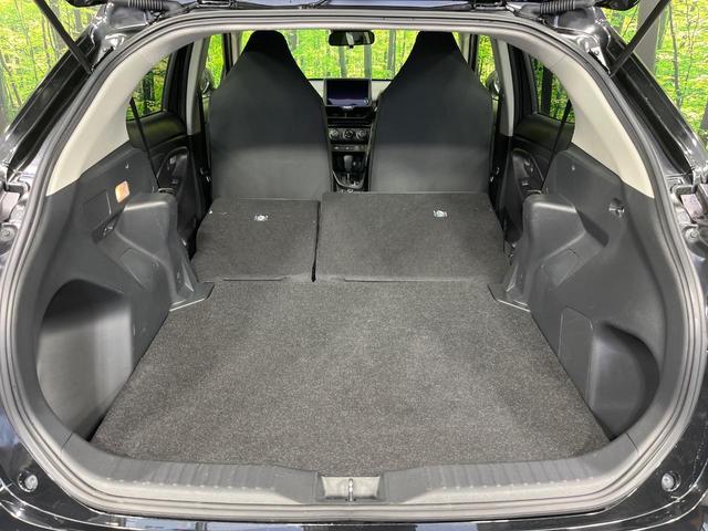 ヤリスクロス X 4WD 純正8型ディスプレイオーディオ バックカメラ 寒冷地仕様 セーフティセンス レーダークルーズ オートハイビーム ステアリングスイッチ Bluetooth再生 電動パーキングブレーキ 禁煙車(10枚目)