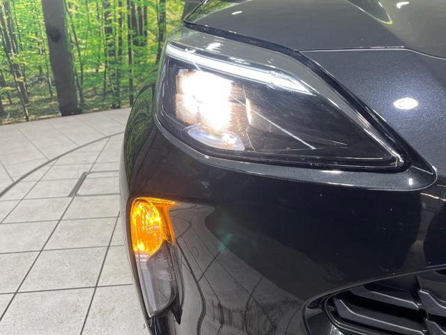 ヤリスクロス X 4WD 純正8型ディスプレイオーディオ バックカメラ 寒冷地仕様 セーフティセンス レーダークルーズ オートハイビーム ステアリングスイッチ Bluetooth再生 電動パーキングブレーキ 禁煙車(12枚目)