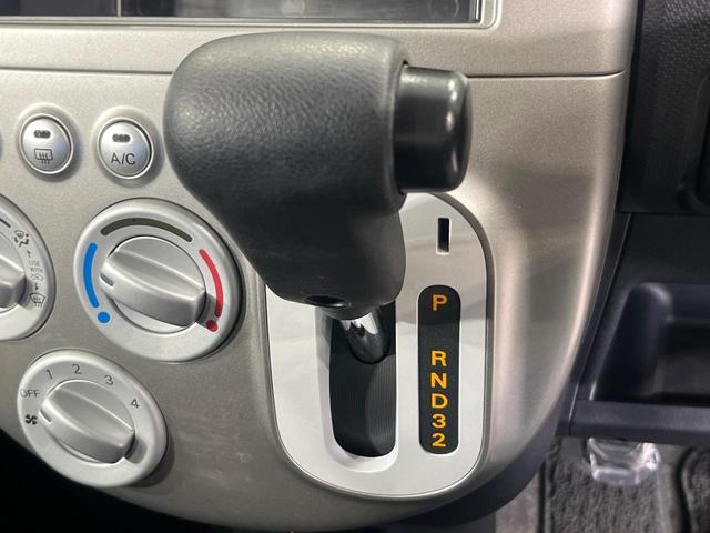 トッポ T 4WD インタークーラーターボチャージャー 禁煙車 シートヒーター HIDヘッド CDオーディオ キーレスエントリー 電動格納ミラー 純正14インチアルミホイール ベンチシート(42枚目)