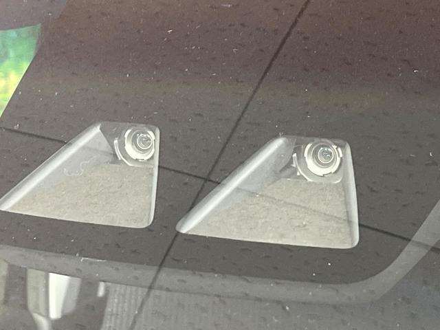 ステラ カスタムR スマートアシスト 4WD 衝突被害軽減システム 禁煙車 シートヒーター コーナーセンサー スマートキー LEDヘッドライト オートライト オートエアコン 純正14インチAW CD再生 ステアリングスイッチ LEDフォグ(3枚目)