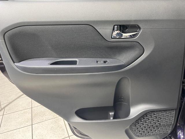 ステラ カスタムR スマートアシスト 4WD 衝突被害軽減システム 禁煙車 シートヒーター コーナーセンサー スマートキー LEDヘッドライト オートライト オートエアコン 純正14インチAW CD再生 ステアリングスイッチ LEDフォグ(33枚目)