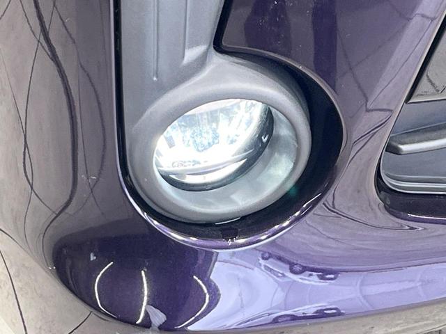 ステラ カスタムR スマートアシスト 4WD 衝突被害軽減システム 禁煙車 シートヒーター コーナーセンサー スマートキー LEDヘッドライト オートライト オートエアコン 純正14インチAW CD再生 ステアリングスイッチ LEDフォグ(48枚目)