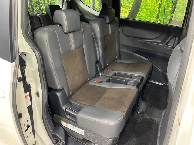 シエンタ G クエロ 4WD 純正9インチナビ 全方位カメラ 両側電動スライドドア セーフティセンス 寒冷地仕様 ステアリングヒーター シートヒーター LEDヘッド Bluetooth再生 ドライブレコーダー 禁煙車(10枚目)