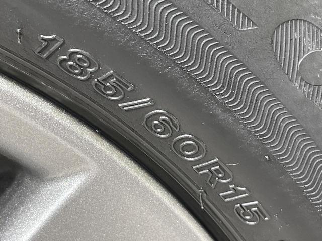 シエンタ G クエロ 4WD 純正9インチナビ 全方位カメラ 両側電動スライドドア セーフティセンス 寒冷地仕様 ステアリングヒーター シートヒーター LEDヘッド Bluetooth再生 ドライブレコーダー 禁煙車(35枚目)