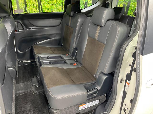 シエンタ G クエロ 4WD 純正9インチナビ 全方位カメラ 両側電動スライドドア セーフティセンス 寒冷地仕様 ステアリングヒーター シートヒーター LEDヘッド Bluetooth再生 ドライブレコーダー 禁煙車(47枚目)