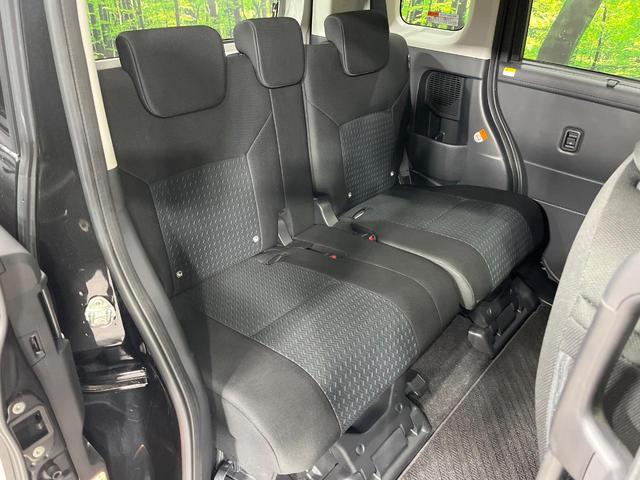 ルーミー カスタムG 4WD 9型ナビ 寒冷地仕様 両側電動ドア スマートアシスト バックカメラ 禁煙車 スマートキー LEDヘッド クルコン オートライト オートエアコン Bluetooth再生 フルセグ(10枚目)