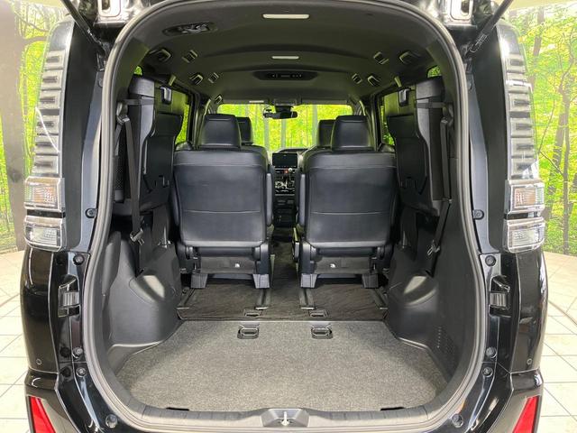 ヴォクシー ZS 煌III 4WD 9型SDナビ 両側電動スライドドア バックカメラ 寒冷地仕様 セーフティーセンス 禁煙車 コーナーセンサー スマートキー LEDヘッド ETC クルコン オートハイビーム オートエアコン(13枚目)