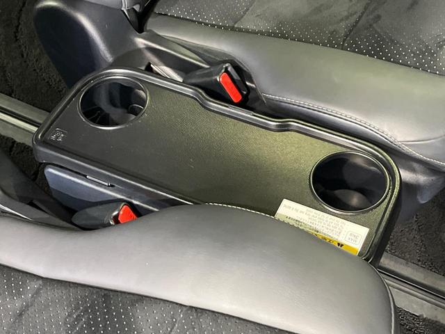 ヴォクシー ZS 煌III 4WD 9型SDナビ 両側電動スライドドア バックカメラ 寒冷地仕様 セーフティーセンス 禁煙車 コーナーセンサー スマートキー LEDヘッド ETC クルコン オートハイビーム オートエアコン(54枚目)