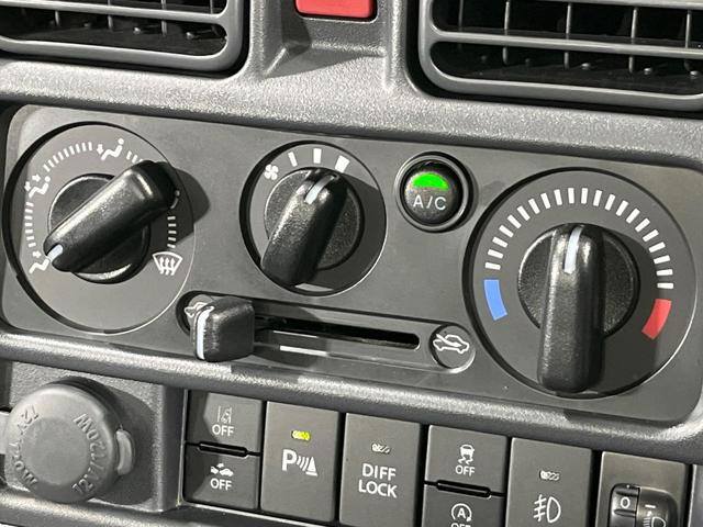 キャリイトラック ＫＸ　４ＷＤ　セーフティサポート　ＭＴ車　ドライブレコーダー　禁煙車　ＬＥＤヘッドランプ　オートライト　フロントフォグ　電動格納ミラー　オートマチックハイビーム　車線逸脱警報機能　リアパーキングセンサー（6枚目）