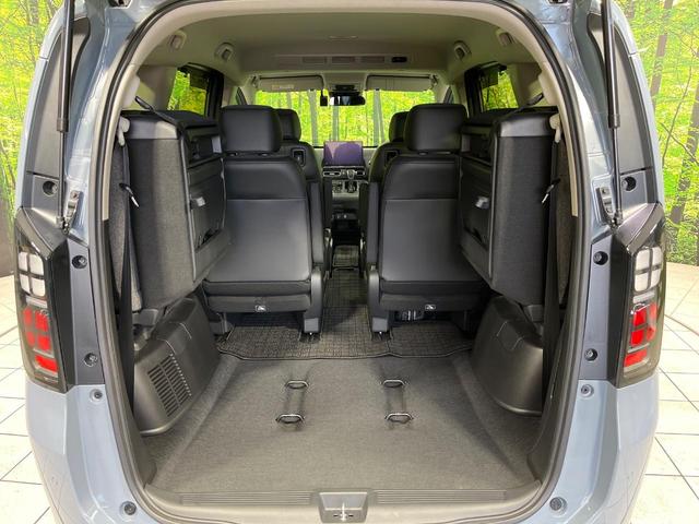 フリード e:HEVエアー EX 4WD 純正11.4型ナビ 全周囲カメラ 両側電動スライド ホンダセンシング アダプティブクルーズ 禁煙車 シートヒーター ドラレコ ETC LEDヘッド スマートキー オートマチックハイビーム(12枚目)