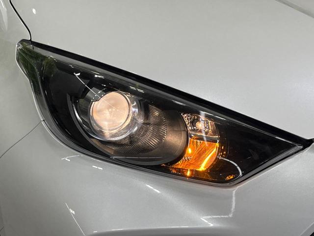 ヤリス X 4WD SDナビ バックカメラ 寒冷地仕様 セーフティセンス レーダークルーズ 禁煙車 コーナーセンサー スマートキー ETC オートハイビーム オートライト Bluetooth(13枚目)