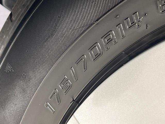 ヤリス X 4WD SDナビ バックカメラ 寒冷地仕様 セーフティセンス レーダークルーズ 禁煙車 コーナーセンサー スマートキー ETC オートハイビーム オートライト Bluetooth(35枚目)